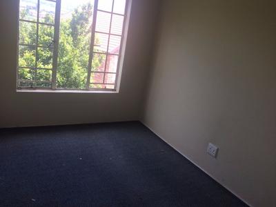 Duplex For Rent in Wilgeheuwel, Roodepoort